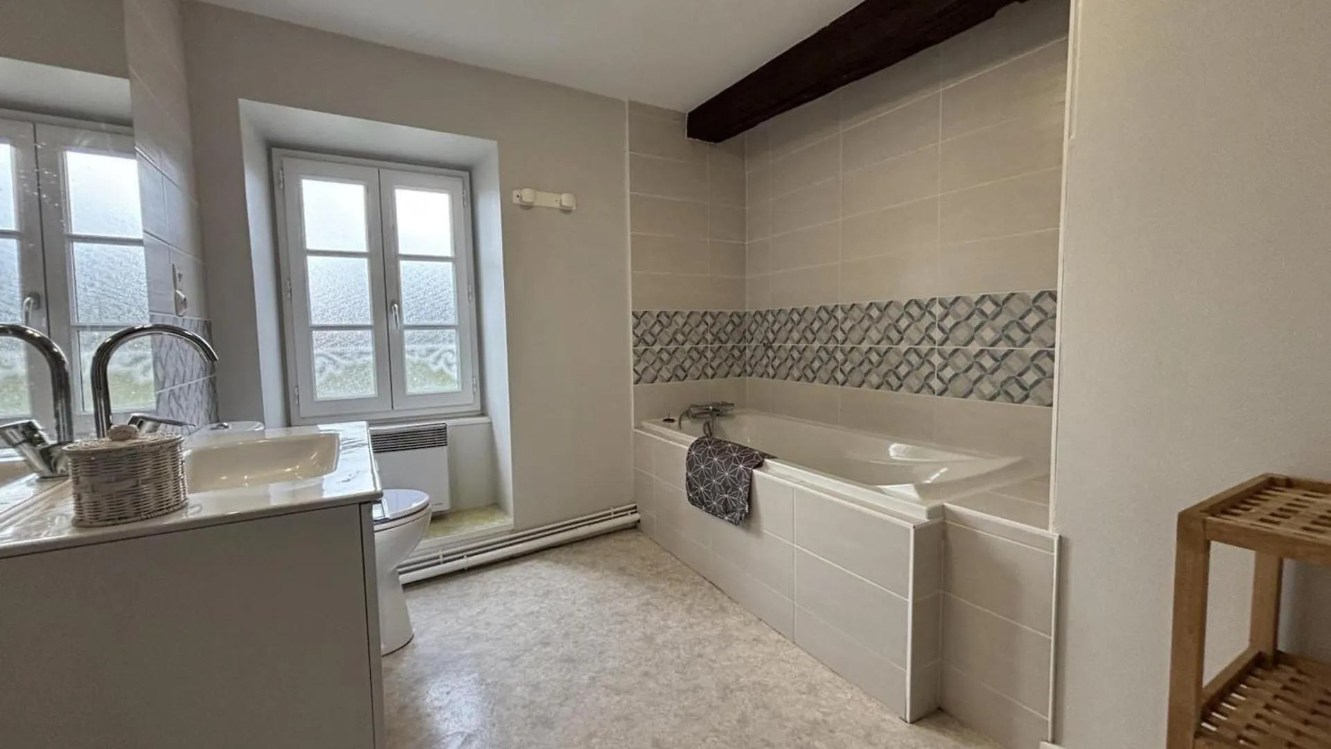 Holiday home Gite Familial Avec Jardin, Proche De Vichy, 4 Chambres, Draps Inclus, Animaux Acceptes - Fr-1-489-188 La Guillermie France